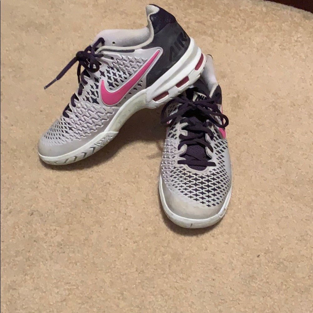 Nike airmax cage tennis sneaker